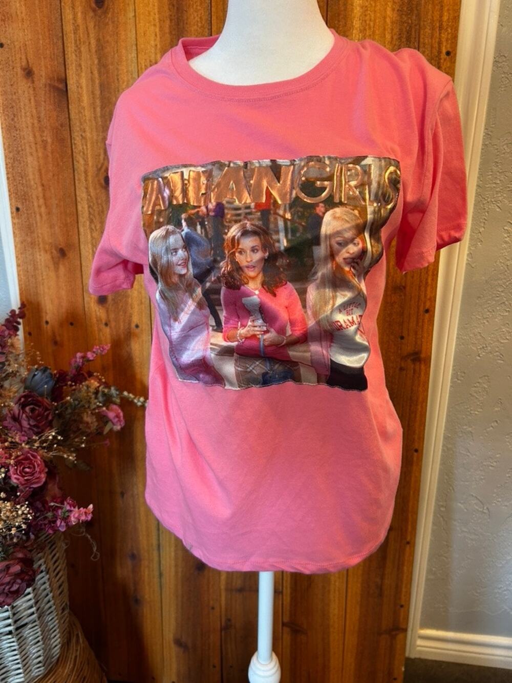 Mean Girls Womens M Pink Movie Graphic T-Shirt Burn Book Pop Culture Tee EUC